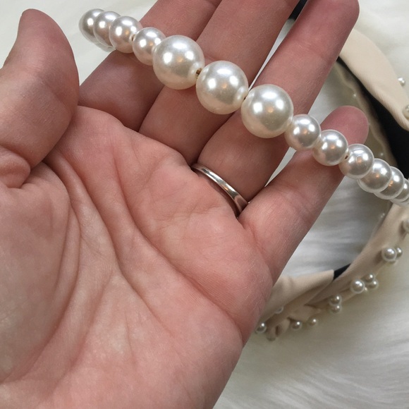 New Set of 2 Pearl Accented Headbands ~ Hair Accessories - Picture 8 of 15